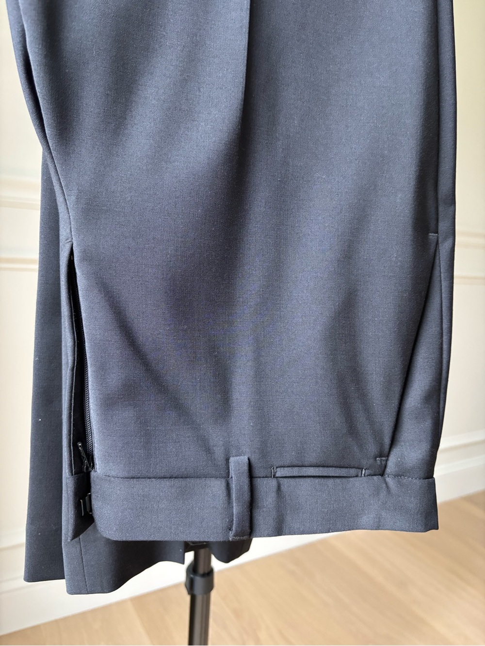 EXPRESS Men’s Single-Breasted 42S SUIT, 32x32 Pants - Picture 11 of 12